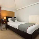 Oyo The Regency, Clifton Bristol